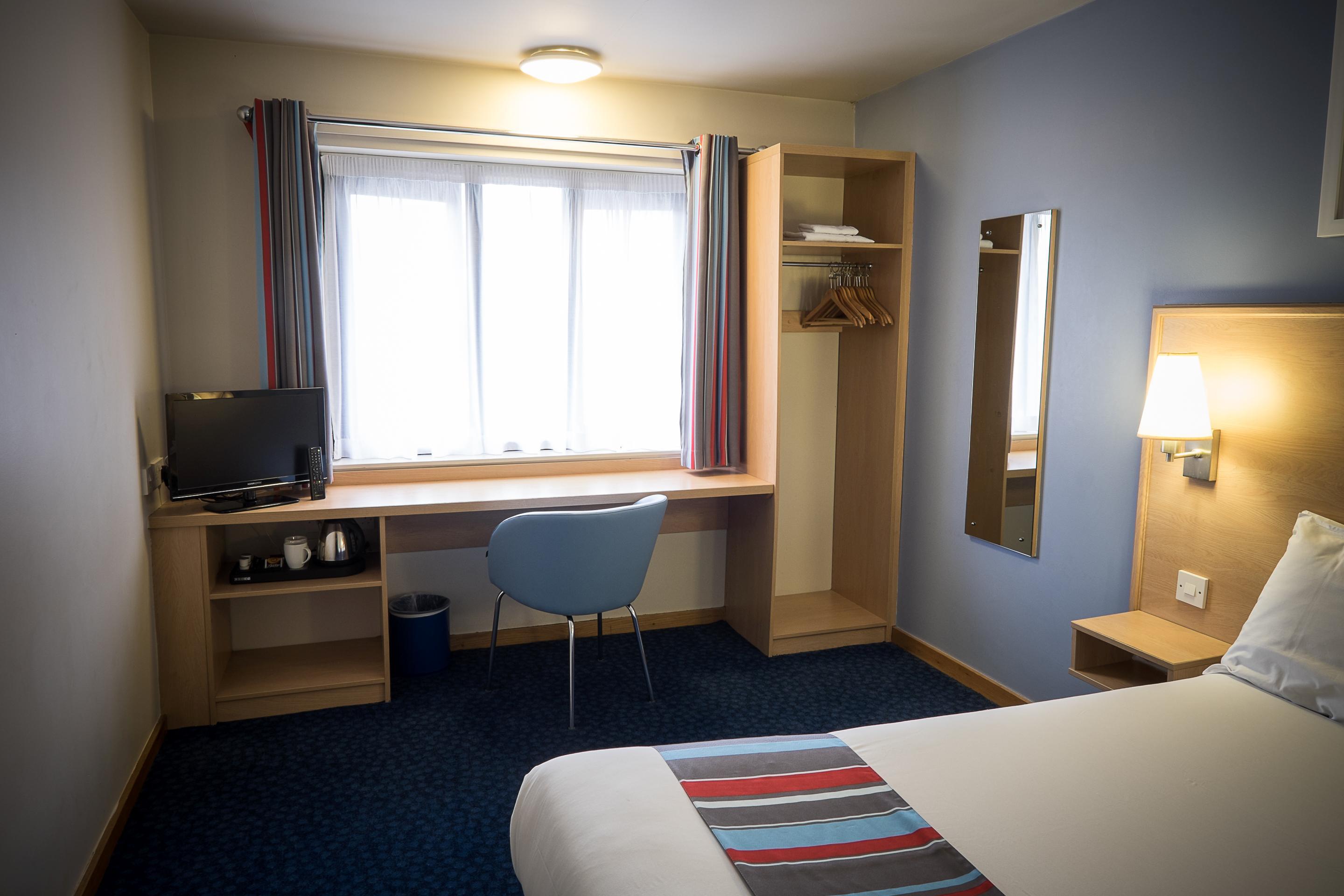 Travelodge Вотафорд Экстерьер фото