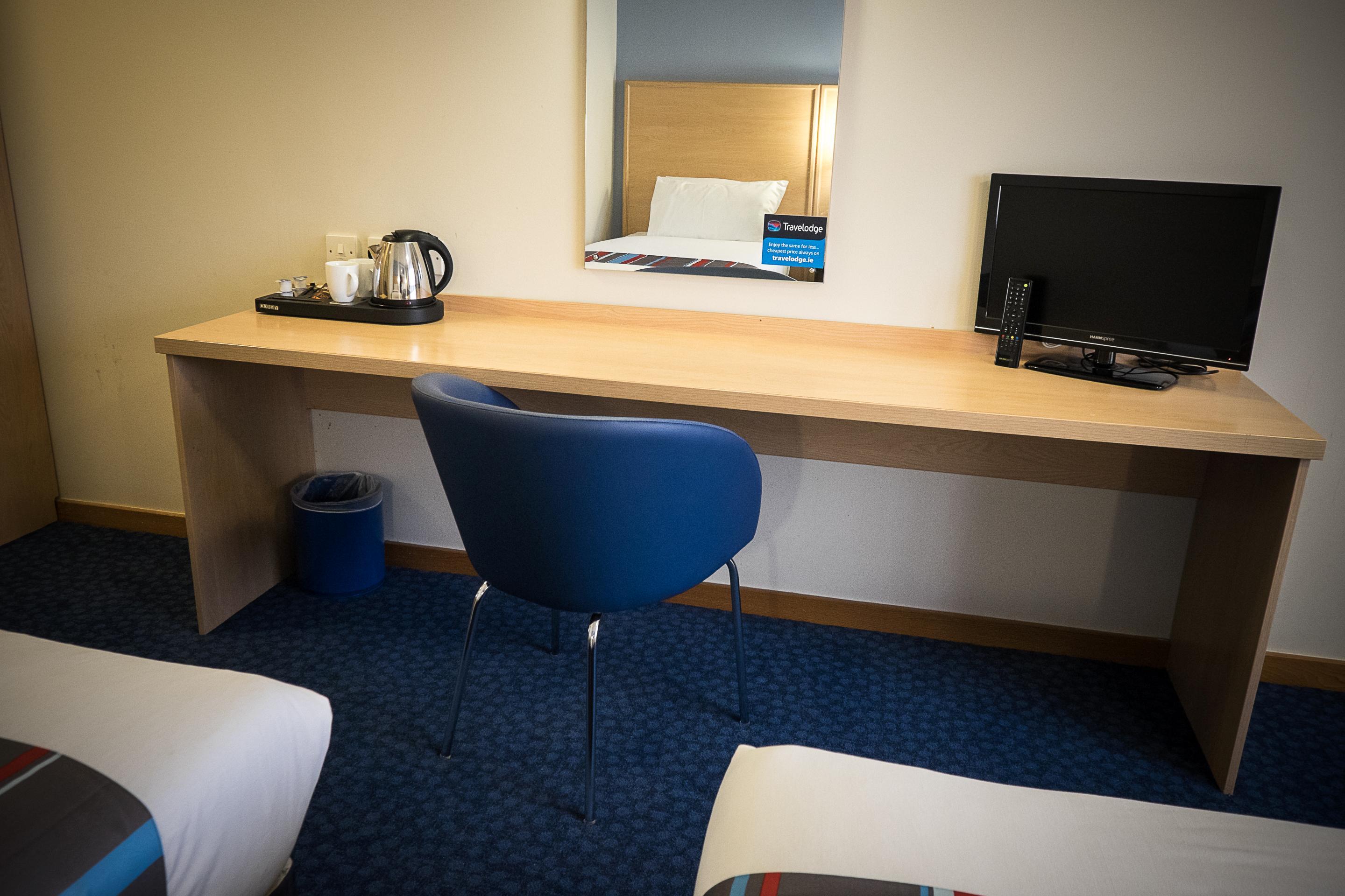 Travelodge Вотафорд Экстерьер фото