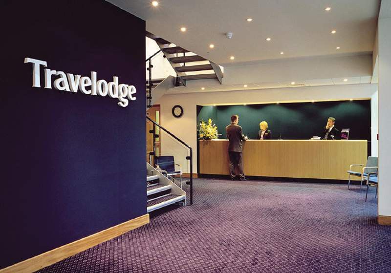 Travelodge Вотафорд Экстерьер фото